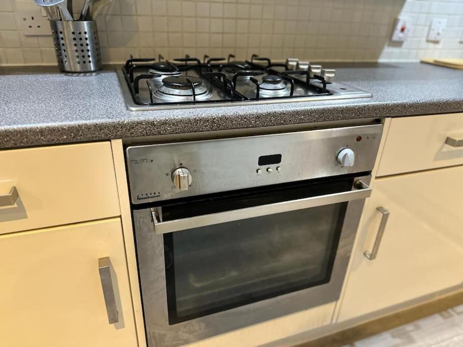 Stunning Luxury Croydon Apartment Gatwick Airport Close Purley Extérieur photo